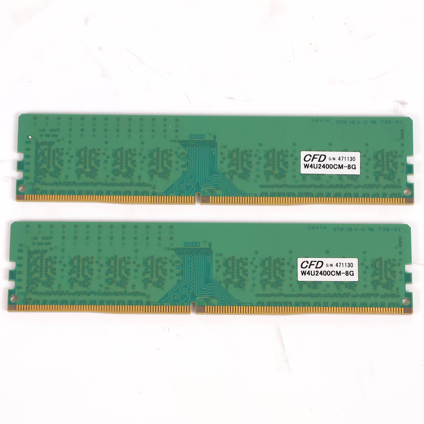 中古 PC用メモリx2 8GB DDR4-2400 Crucial CT8G4DFS824A.M8FB