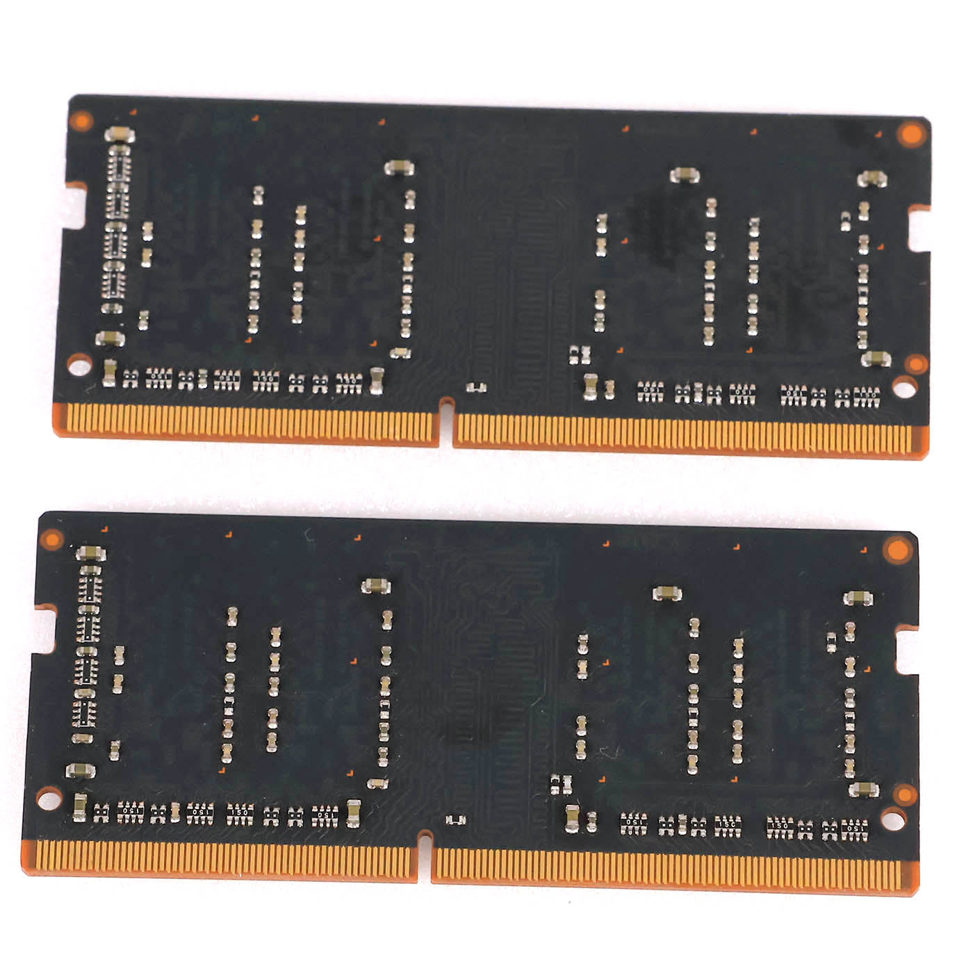 中古 DDR4 4GBメモリ x2 MTA4ATF51264HZ-2G3E2 Black Micron PC4-2666V 4GB