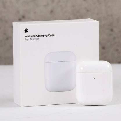 中古 Wireless Charging Case for AirPods Apple MR8U2J/A 美品 純正 バッテリーNG