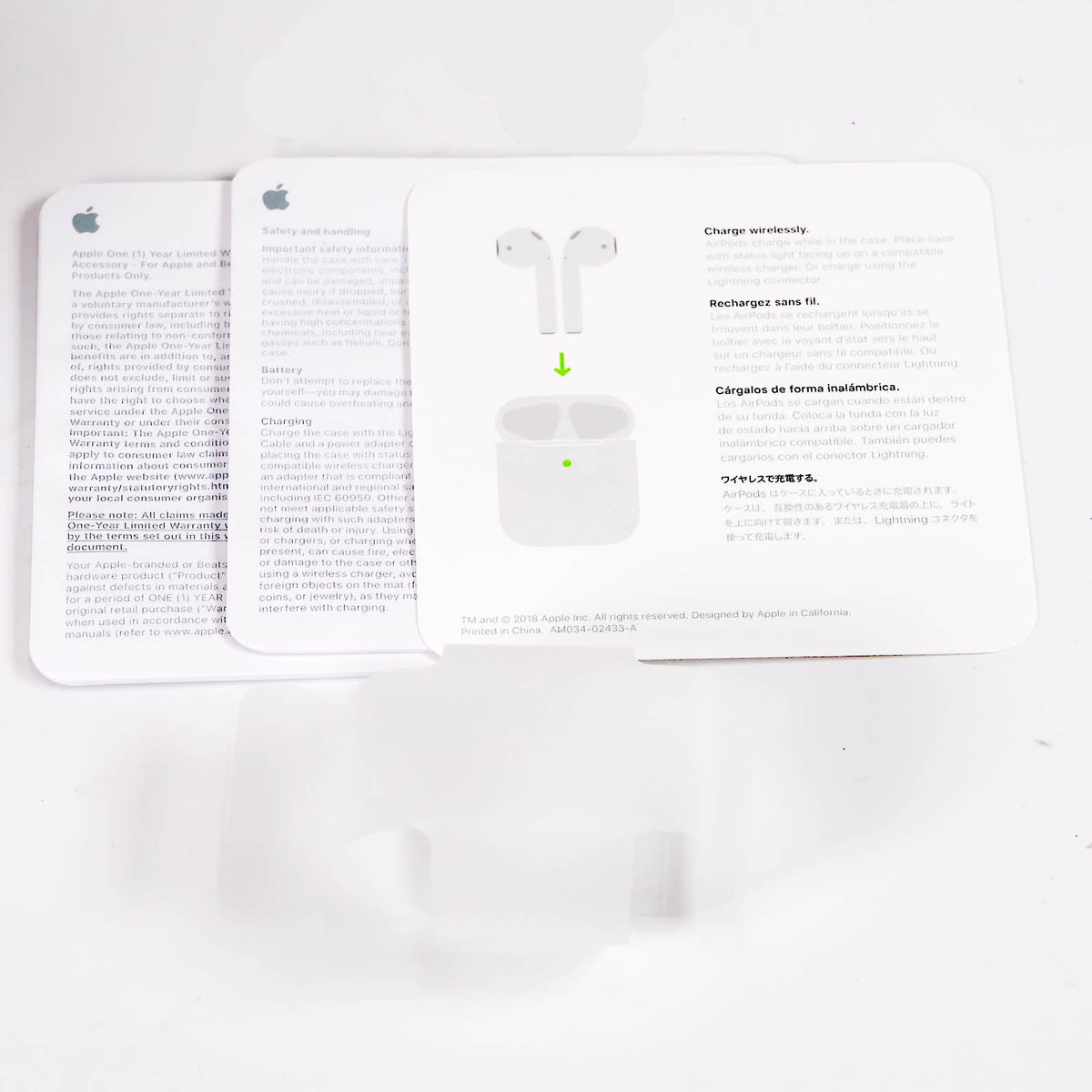 中古 Wireless Charging Case for AirPods Apple MR8U2J/A 美品 純正 バッテリーNG
