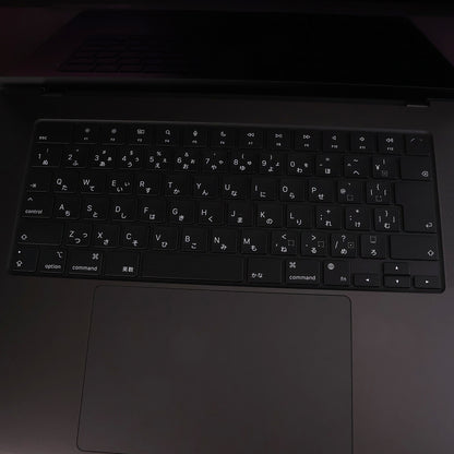 中古 MacBook M3 Pro 16インチ 2023 512GBSSD 18GB 12コアCPU 18コアGPU Apple MRW13J/A スペースブラック