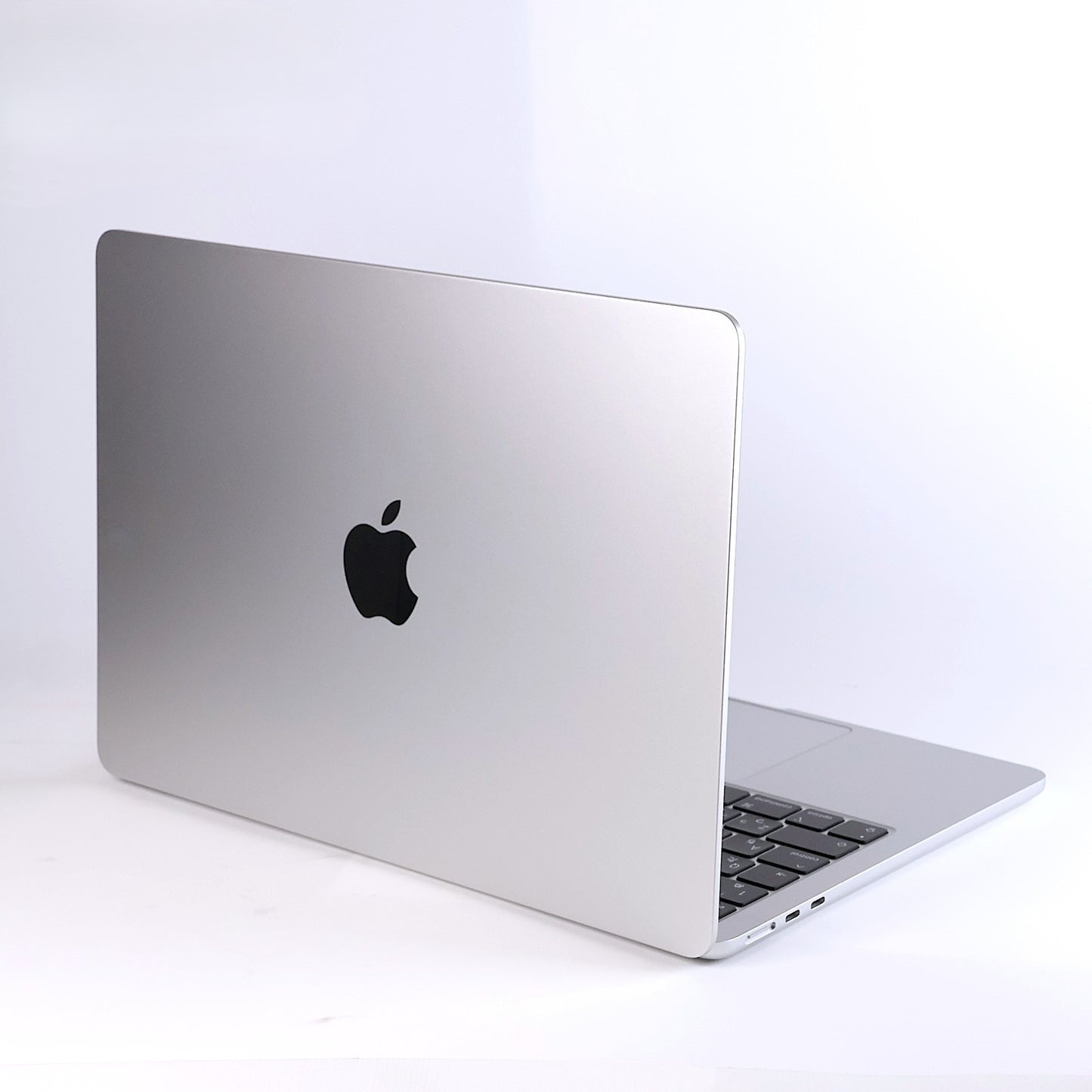 中古 MacBook Air M3 13インチ 2023 512GBSSD 8GB 8コアCPU 10コアGPU Apple MRXR3J/A シルバー