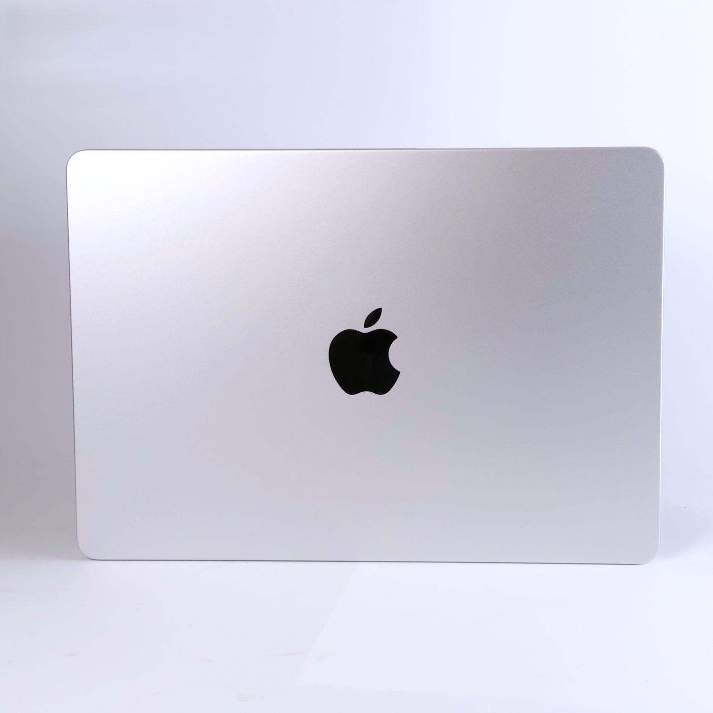 中古 MacBook Air M3 13インチ 2023 512GBSSD 8GB 8コアCPU 10コアGPU Apple MRXR3J/A シルバー