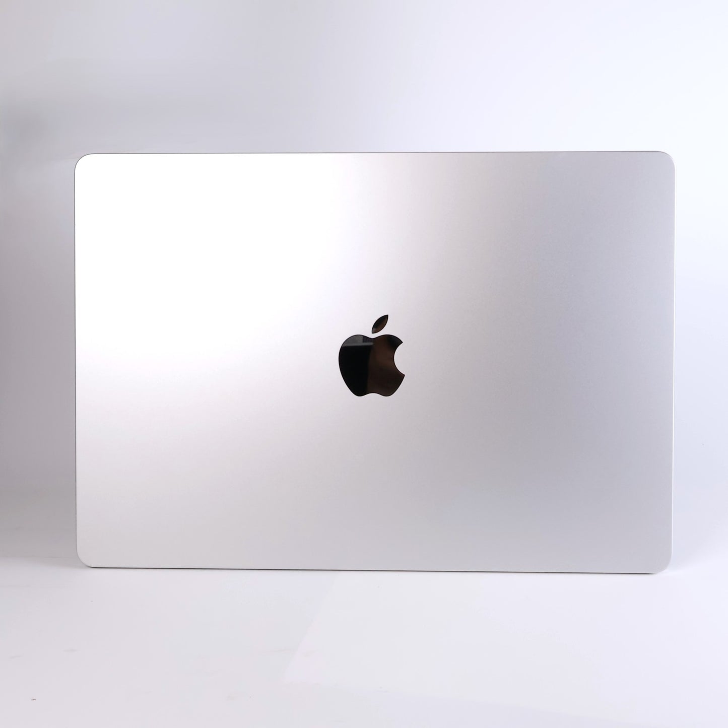 中古 MacBook Air M3 15インチ 2023 256GBSSD 8GB 8コアCPU 10コアGPU Apple MRYP3J/A シルバー
