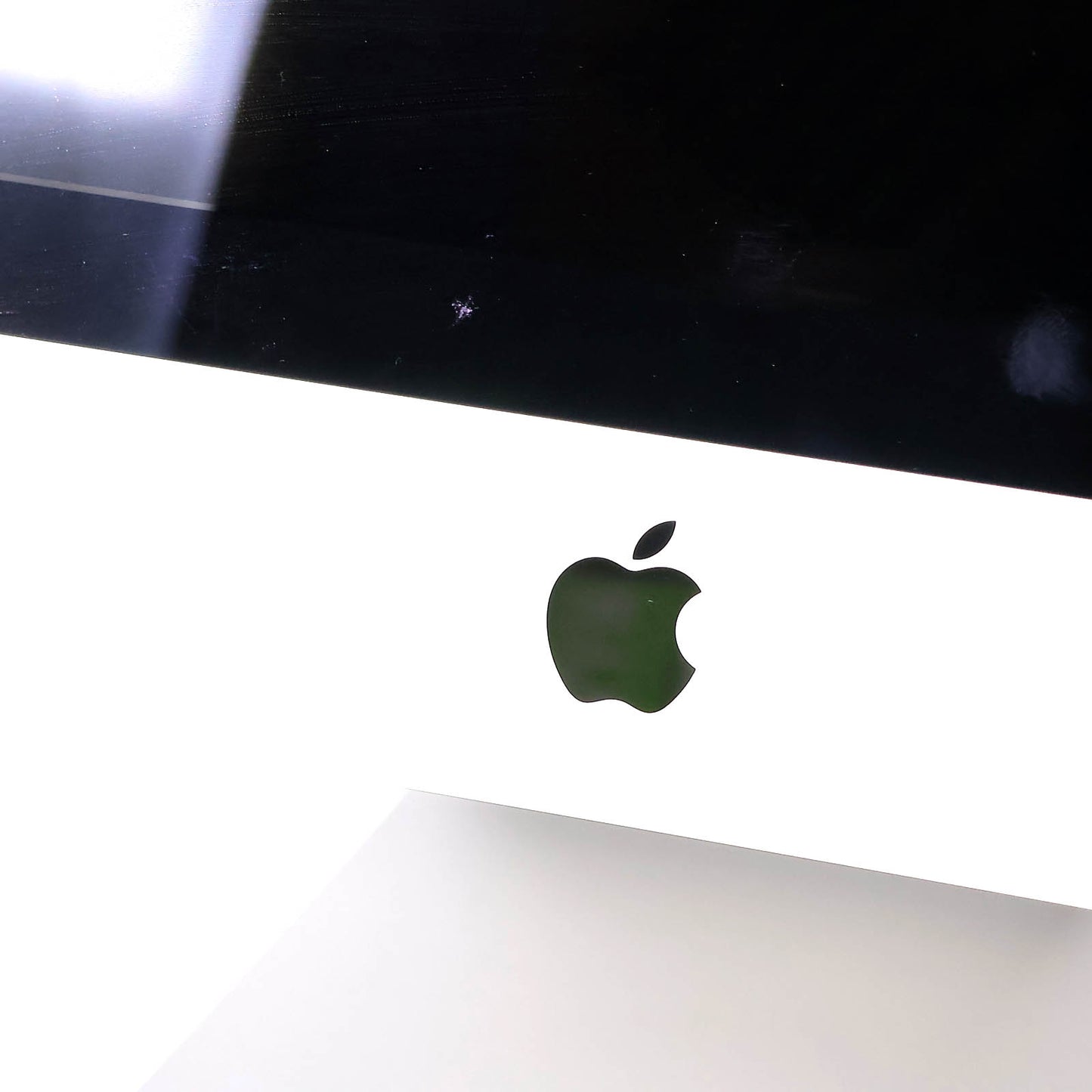 中古 21.5インチ iMac Late2015 初期化済み
