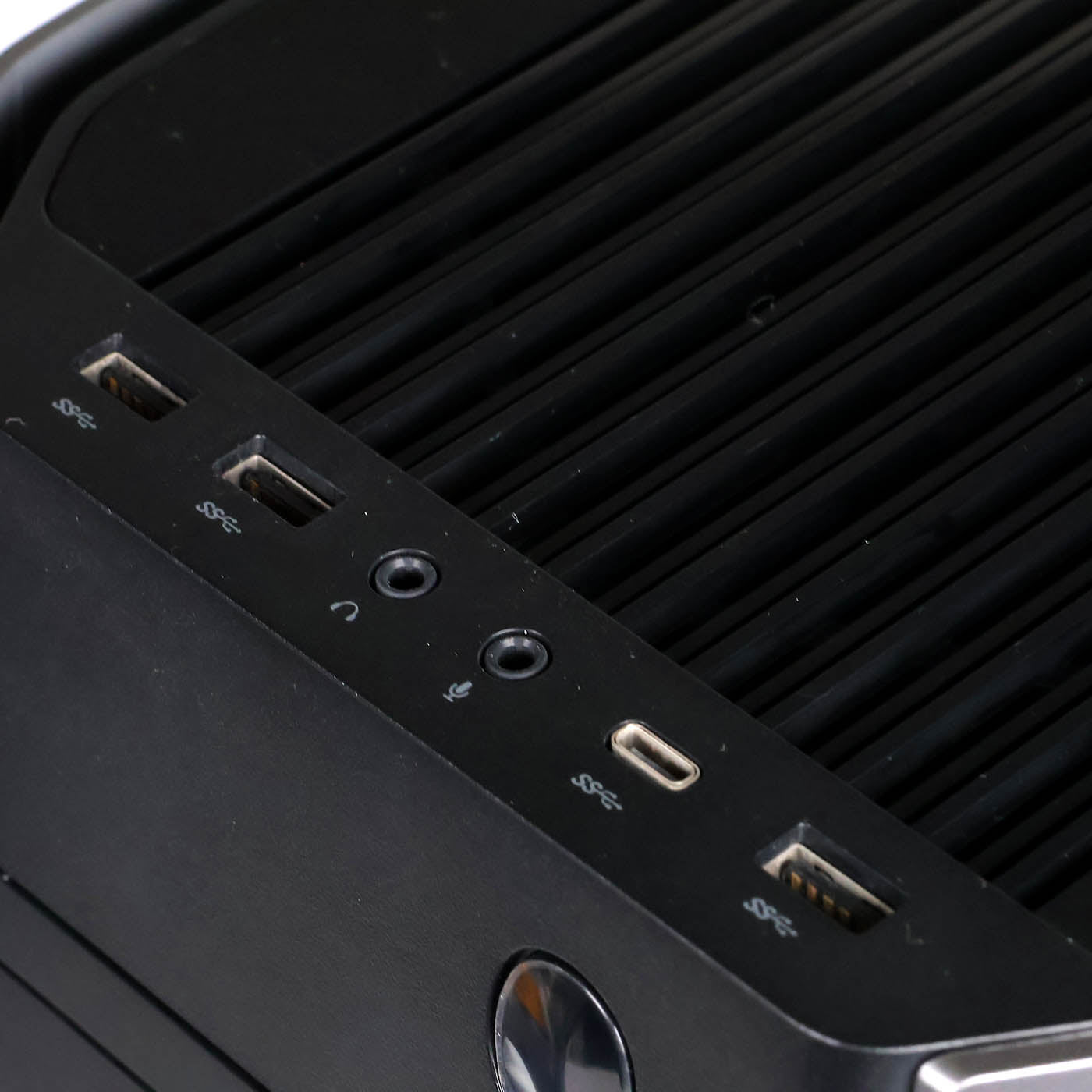 中古 ゲーミングPC DELL AlienWare デスクトップ RTX3060Ti 16GBメモリ i7 1TBSSD