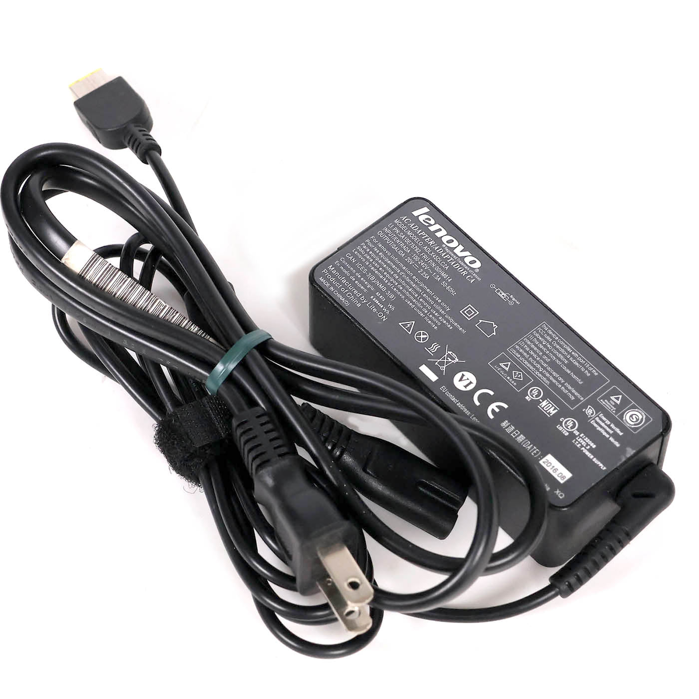 中古 15.6インチノートPC Lenovo V330-15IKB メモリ8GB i5 256GB