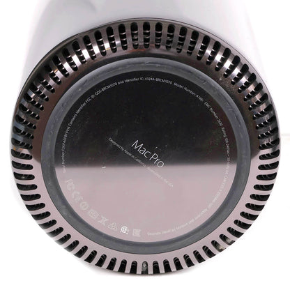 中古 Mac Pro A1481 ストレージ無し ジャンク品 実物写真